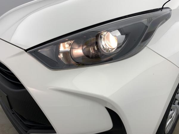 Vente en ligne Toyota Yaris 116h Dynamic au prix de 22 640 €