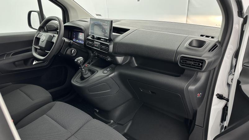 Vente en ligne Citroën Berlingo Fourgon Berlingo van III M 650kg 1.5 BlueHDi 100ch Light au prix de 23 700 €