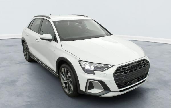Audi A3 35 TDI 150 S TRONIC 7 DESIGN occasion de 2025 en vente à Rennes