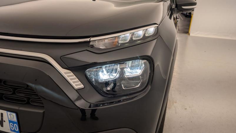 Vente en ligne Citroën C3 PureTech 110 ch BVM6 Max au prix de 13 770 €