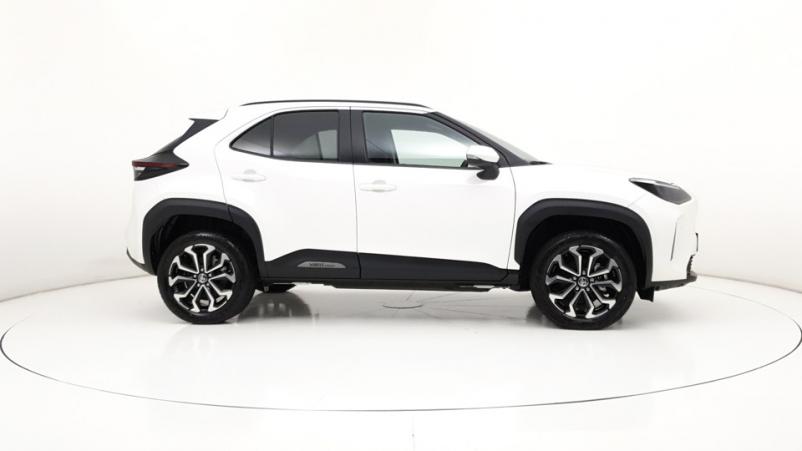 Vente en ligne Toyota Yaris Cross  1.5 Hybrid 130ch Automatique/1 Design au prix de 27 770 €