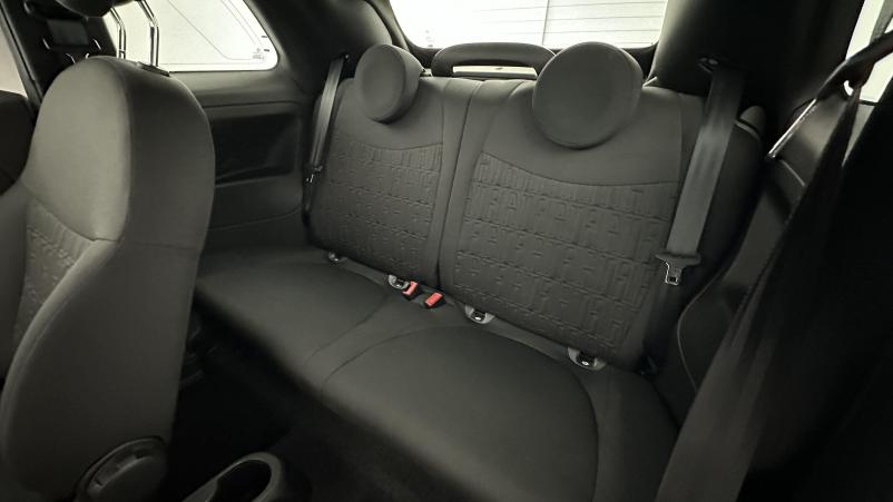 Vente en ligne Fiat 500C 500c 1.0 Hybrid 70ch BSG Dolcevita au prix de 16 700 €