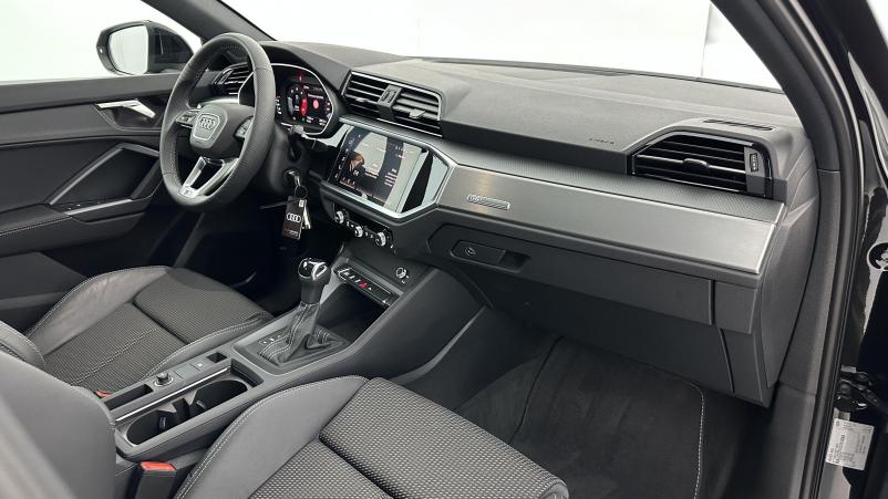 Vente en ligne Audi Q3 Q3 sportback 35 2.0 TDI 150ch S line S tronic 7 au prix de 47 400 €