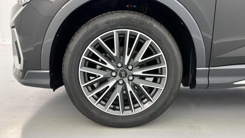 Vente en ligne Audi Q3 Q3 sportback 35 2.0 TDI 150ch S line S tronic 7 au prix de 47 400 €
