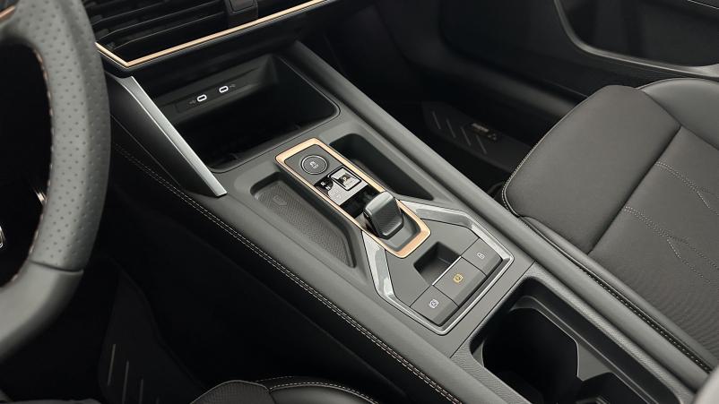 Vente en ligne Cupra Cupra Leon Sportstourer Leon st 2.0 TDI 150ch V DSG7 au prix de 34 400 €