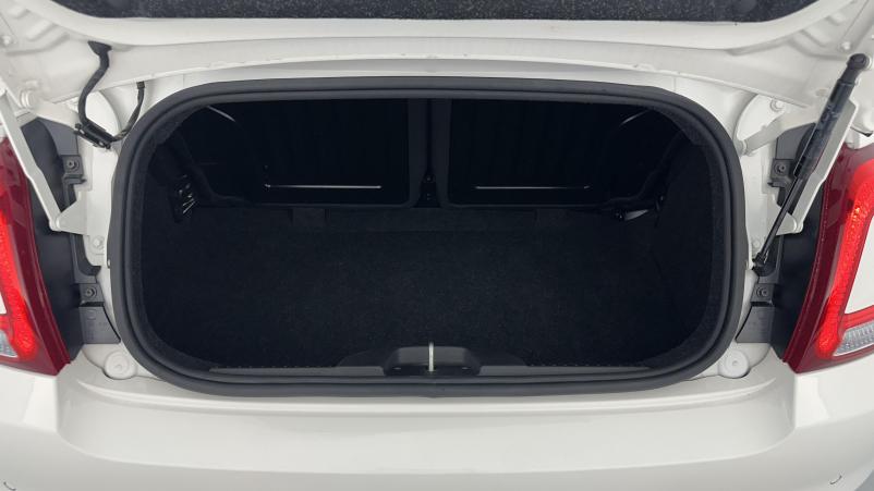 Vente en ligne Fiat 500C 500c 1.0 Hybrid 70ch BSG Dolcevita au prix de 16 700 €
