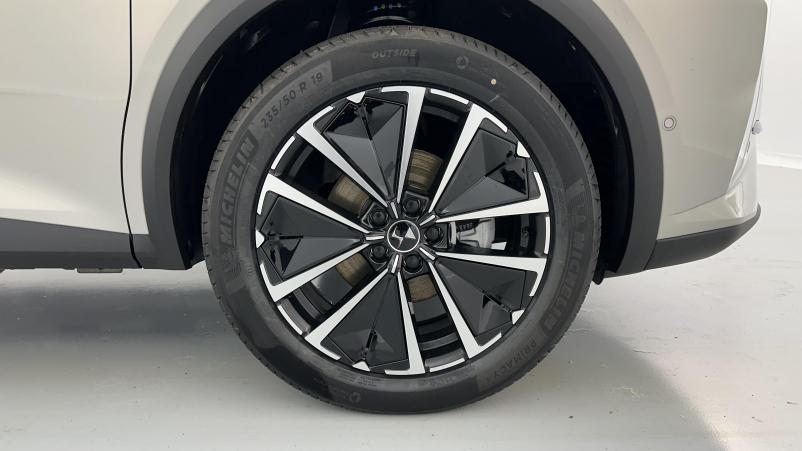 Vente en ligne Ds DS7 Crossback Ds 7 1.5 BlueHDi 130ch Pallas EAT8 au prix de 36 410 €