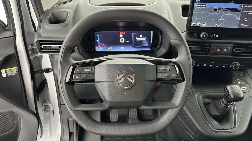 Vente en ligne Citroën Berlingo Fourgon Berlingo van III M 650kg 1.5 BlueHDi 100ch Light au prix de 23 700 €