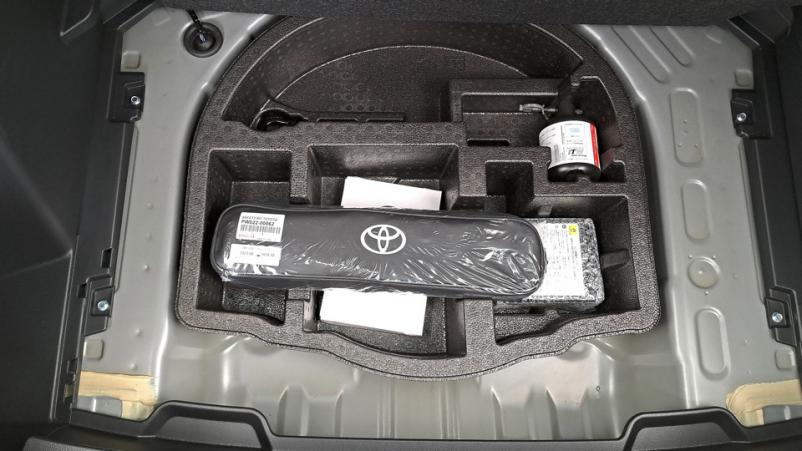 Vente en ligne Toyota Yaris Cross  1.5 Hybrid 130ch Automatique/1 Design au prix de 27 770 €