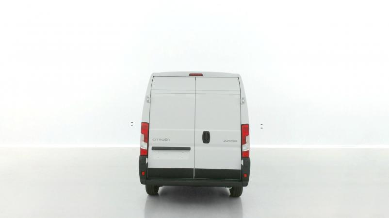 Vente en ligne Citroën Jumper Fourgon Jumper L2H2 35 2.2 BlueHDi 140ch BVA8 au prix de 34 500 €
