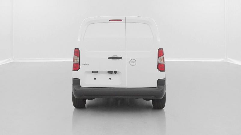 Vente en ligne Opel Combo Cargo Combo cargo IV M 650kg 1.5 BlueHDi 130ch EAT8 au prix de 24 540 €