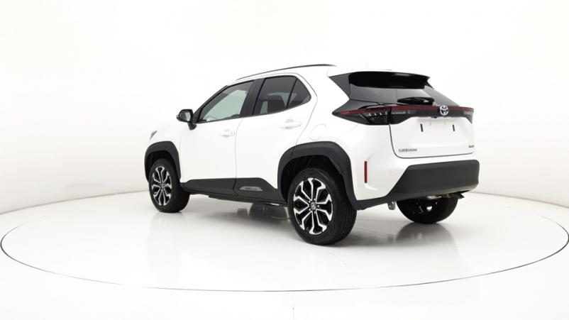 Vente en ligne Toyota Yaris Cross  1.5 Hybrid 130ch Automatique/1 Design au prix de 27 770 €