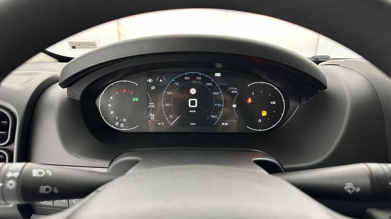 Vente en ligne Citroën Jumper Fourgon Jumper L2H2 35 2.2 BlueHDi 140ch BVA8 au prix de 34 500 €