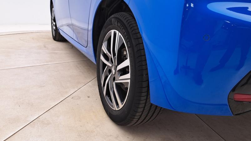 Vente en ligne Peugeot 208  1.2 PureTech S&S 100ch Manuelle/6 Allure au prix de 16 040 €