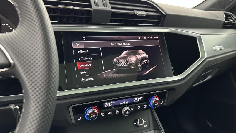 Vente en ligne Audi Q3 Q3 sportback 35 2.0 TDI 150ch S line S tronic 7 au prix de 47 400 €
