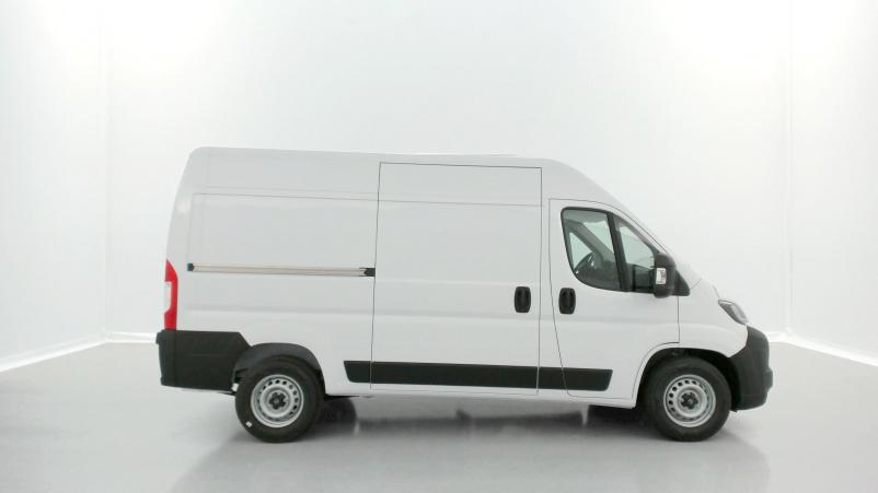 Vente en ligne Citroën Jumper Fourgon Jumper L2H2 35 2.2 BlueHDi 140ch BVA8 au prix de 34 500 €