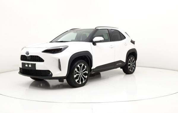 Toyota Yaris Cross 1.5 Hybrid 130ch Automatique/1 Design occasion de 2025 en vente à Rennes