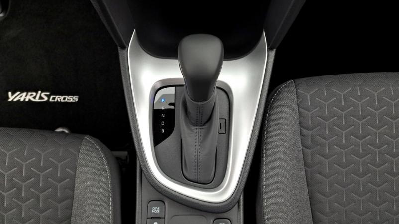 Vente en ligne Toyota Yaris Cross  1.5 Hybrid 130ch Automatique/1 Design au prix de 27 770 €