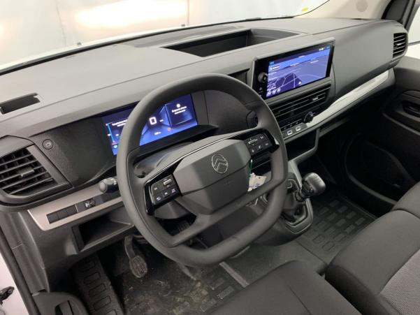 Vente en ligne Citroën Jumpy Fourgon M BLUEHDI 145 BVM6 au prix de 27 950 €