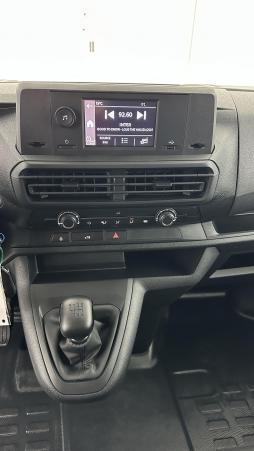 Vente en ligne Opel Vivaro Vivaro M 2.0 BlueHDi 145ch au prix de 27 780 €