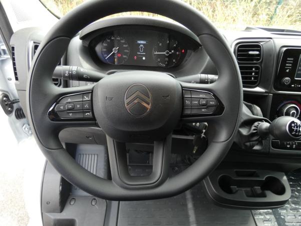 Vente en ligne Citroën Jumper Fourgon TOLE 33 L2H2 140 S S BVM6 au prix de 29 430 €