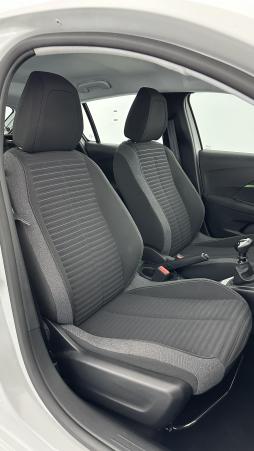 Vente en ligne Peugeot 208 208 II 1.2 PureTech 100ch Active au prix de 16 610 €