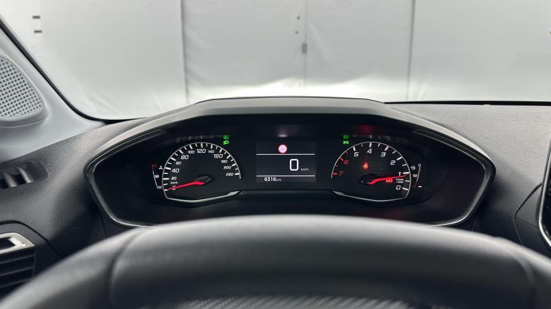 Vente en ligne Peugeot 208 208 II 1.2 PureTech 100ch Active au prix de 16 610 €