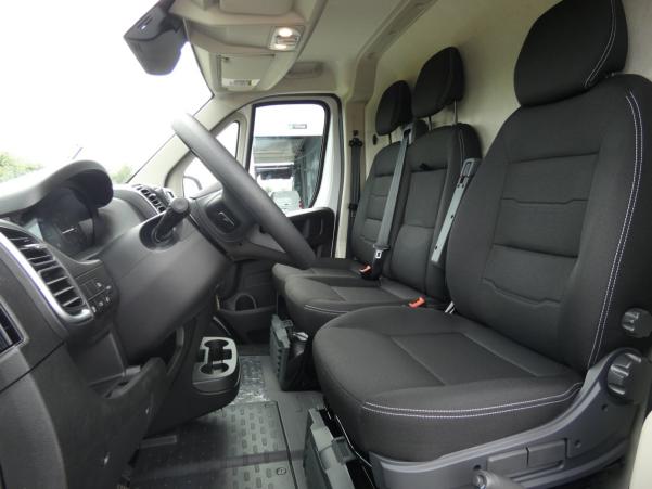 Vente en ligne Citroën Jumper Fourgon TOLE 33 L2H2 140 S S BVM6 au prix de 29 430 €