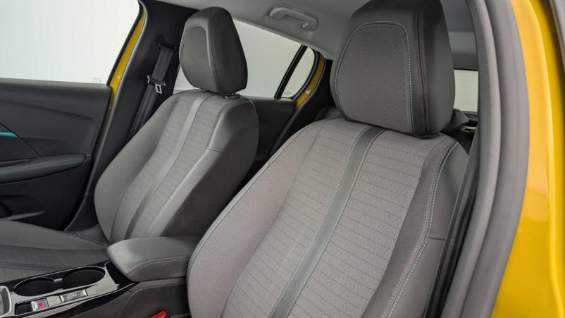 Vente en ligne Peugeot 208 PureTech 100 S S BVM6 Allure au prix de 15 420 €
