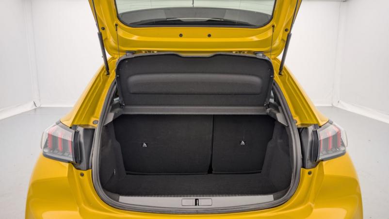 Vente en ligne Peugeot 208 PureTech 100 S S BVM6 Allure au prix de 15 420 €