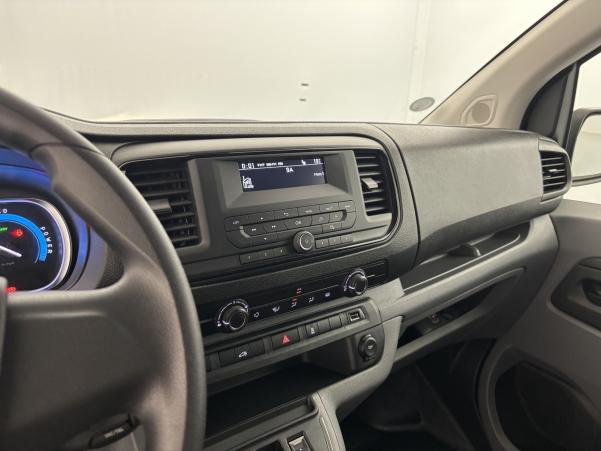 Vente en ligne Opel Vivaro L2 Standard Vivaro-e 200 Pack Clim + 2 Portes latérales au prix de 19 990 €