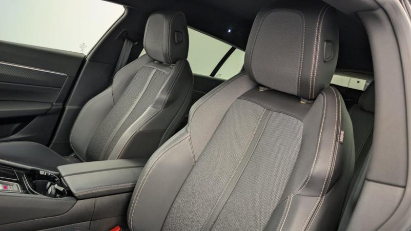 Vente en ligne Peugeot 508 SW PureTech 130 ch S S EAT8 Allure Pack au prix de 23 970 €