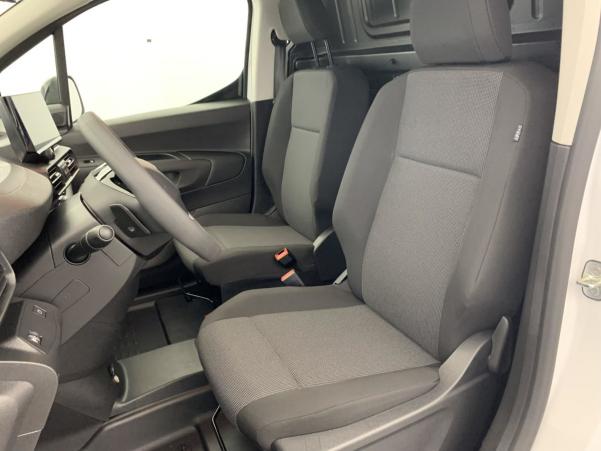 Vente en ligne Peugeot Partner Fourgon XL 950 KG BLUEHDI 130 S S EAT8 au prix de 26 960 €