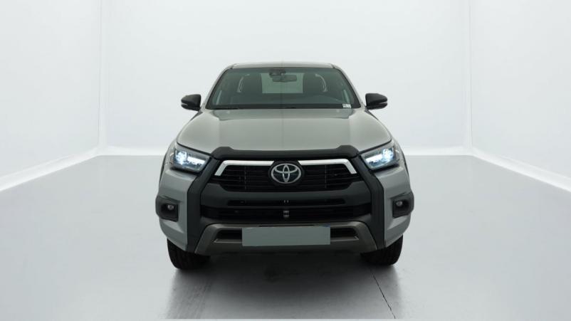 Vente en ligne Toyota Hilux HILUX X-TRA CAB 4WD 2.8L 204 D-4D BVA INVINCIBLE au prix de 53 080 €