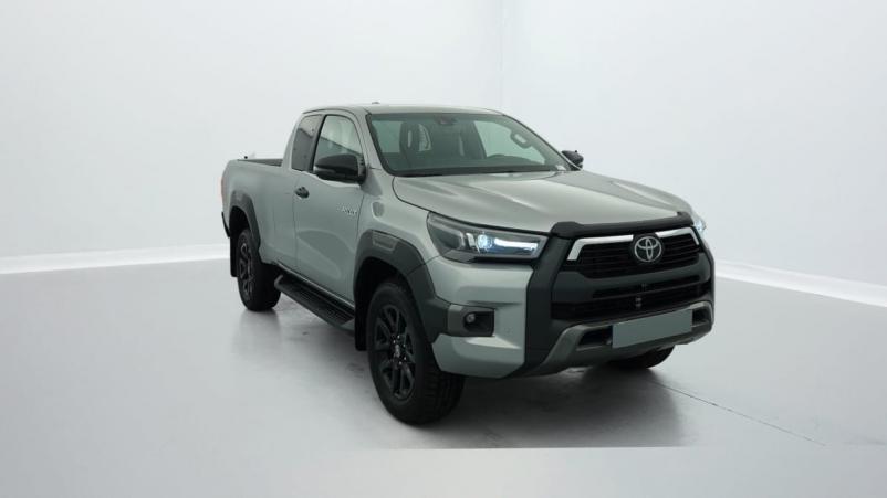 Vente en ligne Toyota Hilux HILUX X-TRA CAB 4WD 2.8L 204 D-4D BVA INVINCIBLE au prix de 53 080 €