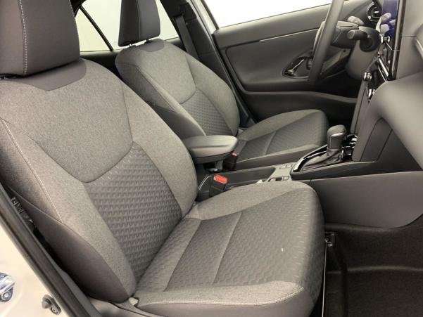 Vente en ligne Toyota Yaris Cross 130h 2WD Design au prix de 27 890 €