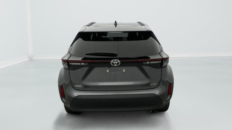 Vente en ligne Toyota Yaris Cross 130h 2WD Design au prix de 28 300 €