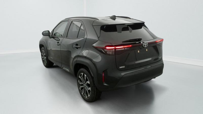 Vente en ligne Toyota Yaris Cross 130h 2WD Design au prix de 28 300 €