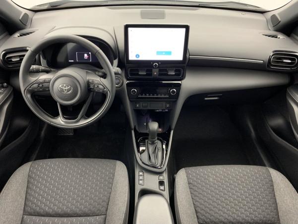 Vente en ligne Toyota Yaris Cross 130h 2WD Design au prix de 28 300 €
