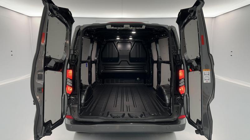 Vente en ligne Ford Transit Custom Transit custom II 320 L2H1 2.0 Ecoblue 170ch Limited BVA8 au prix de 45 180 €