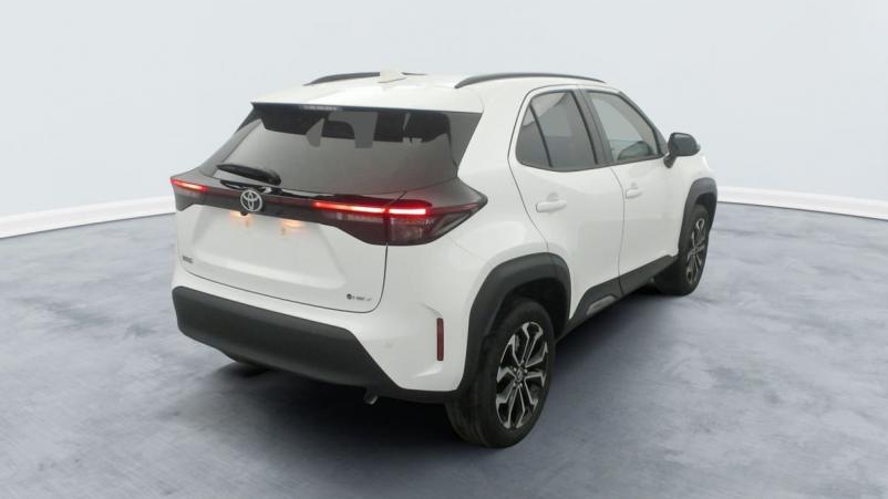 Vente en ligne Toyota Yaris Cross 130h 2WD Design au prix de 27 890 €