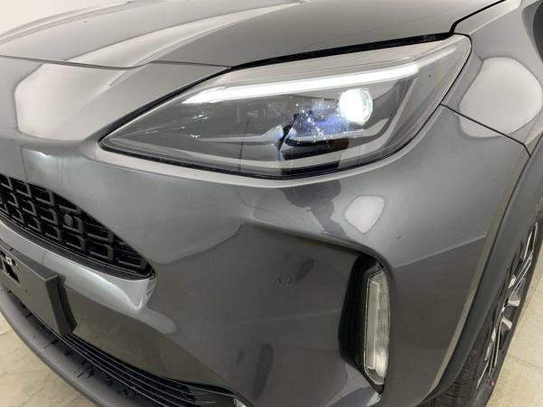 Vente en ligne Toyota Yaris Cross 130h 2WD Design au prix de 28 300 €