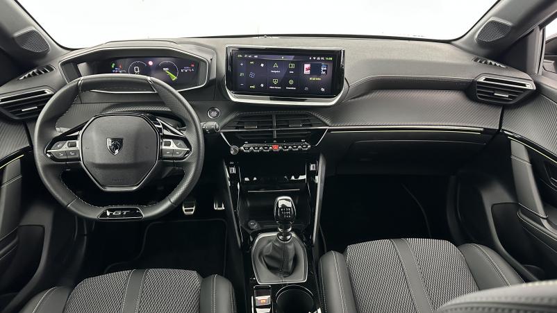 Vente en ligne Peugeot 208 208 II 1.2 PureTech 100ch GT au prix de 19 400 €