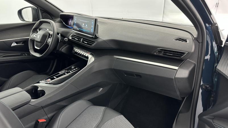 Vente en ligne Peugeot 3008 3008 1.2 Hybrid 136ch Allure Pack e-DCS6 au prix de 26 700 €