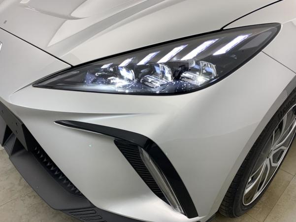 Vente en ligne Mg MG4 ELECTRIC 64KWH - 150 KW 2WD LUXURY au prix de 25 210 €