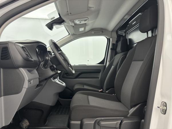 Vente en ligne Opel Vivaro L2 Standard Vivaro-e 200 Pack Clim au prix de 18 990 €