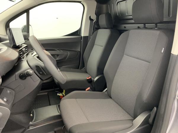 Vente en ligne Peugeot Partner Fourgon M 1000 KG BLUEHDI 130 S S EAT8 au prix de 26 340 €