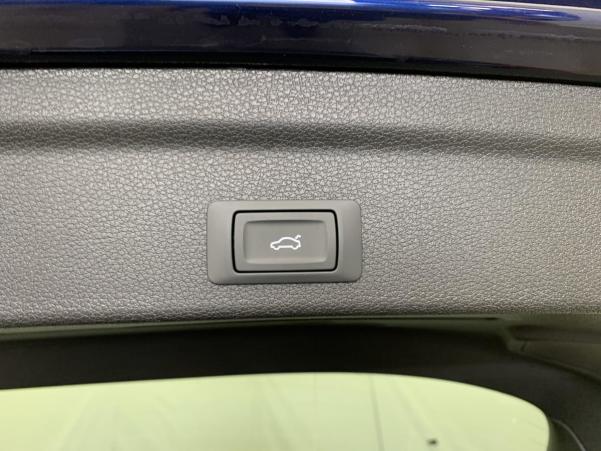 Vente en ligne Audi Q3 Sportback 35 TDI 150 ch S tronic 7 S line au prix de 50 960 €