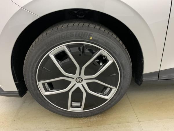 Vente en ligne Mg MG4 ELECTRIC 64KWH - 150 KW 2WD LUXURY au prix de 25 210 €