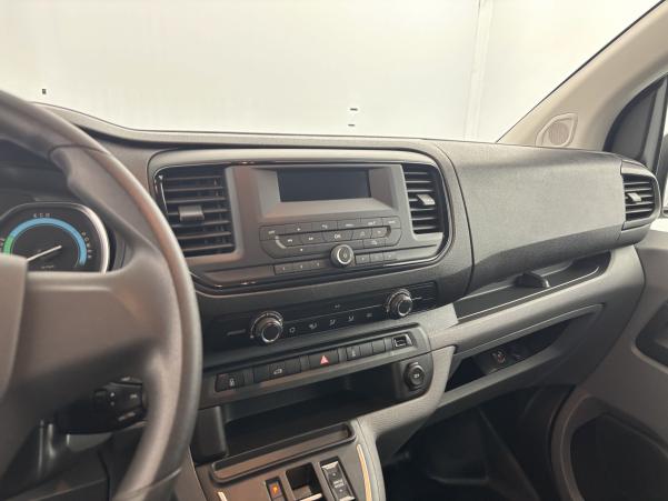 Vente en ligne Opel Vivaro L2 Standard Vivaro-e 200 Pack Clim au prix de 18 990 €